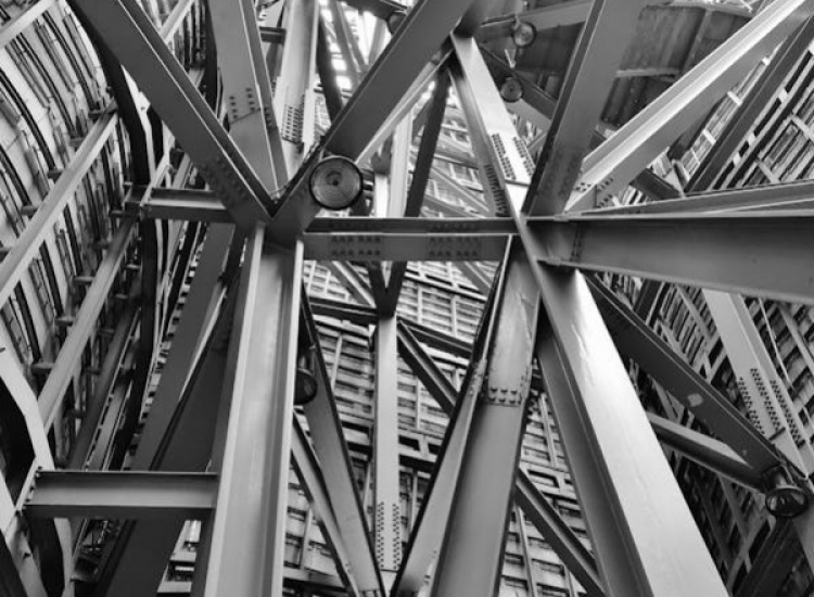 L'Acier : Guide Complet de la Production aux Utilisations | My Decoupe Metal